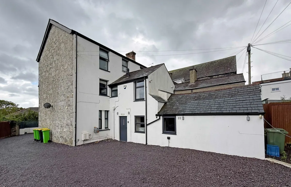 Cambrian Terrace, Criccieth, Gwynedd, LL52