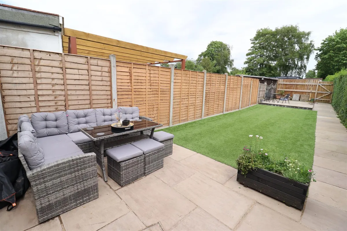 Elloughton Road, Elloughton
