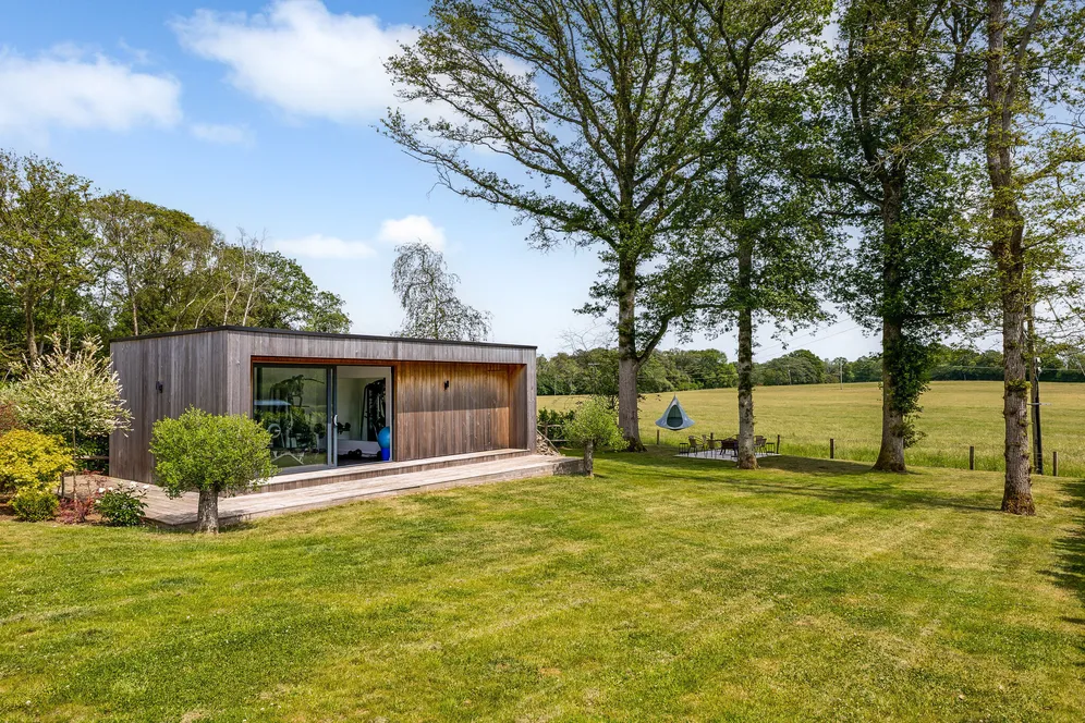 Deerlands Lane, Dunsfold, GU8 photo 18