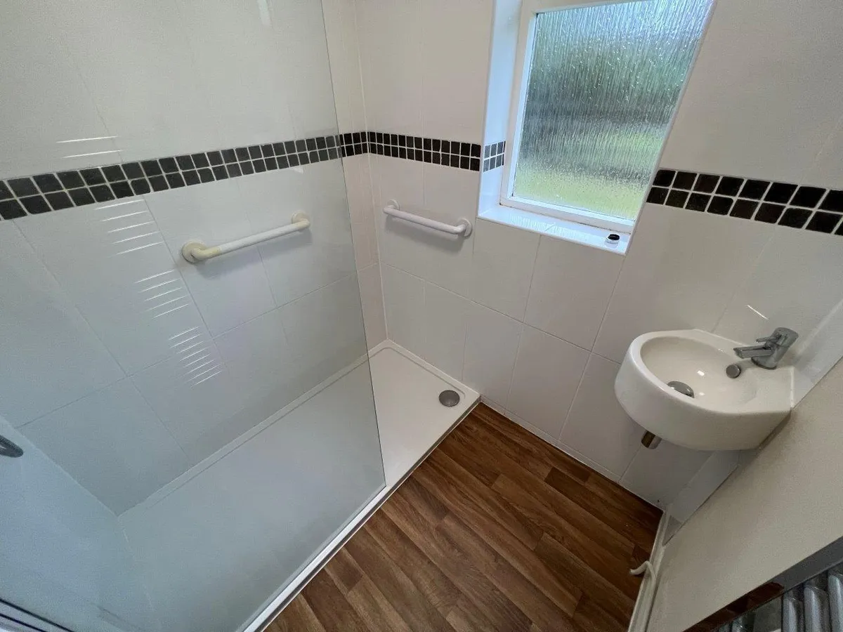 LIMES BUNGALOW, MIDDLE LANE, NETHER BROUGHTON