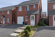 Clos Y Cornicyll, Llanilid, Pontyclun