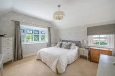 Barnett Wood Lane, Ashtead, KT21 photo 12