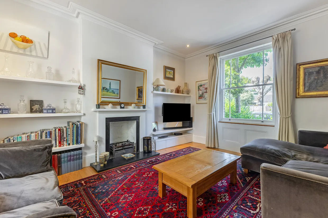 Adelaide Road, Teddington, TW11 photo 2