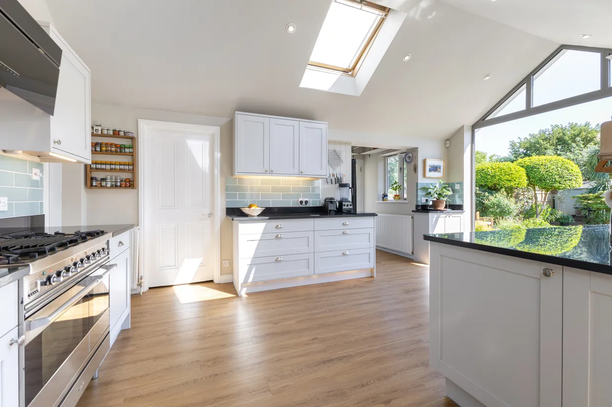 Adelaide Road, Teddington, TW11 photo 5
