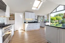 Adelaide Road, Teddington, TW11 photo 5