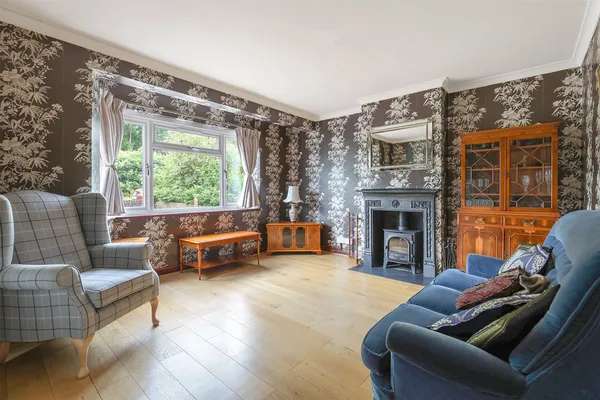 Dovers Green Road, Reigate, Surrey, RH2
