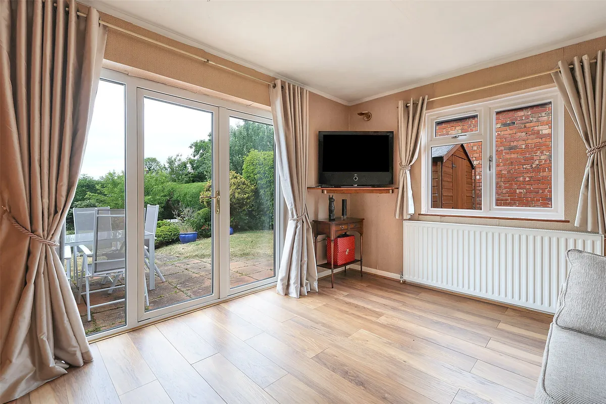 Dovers Green Road, Reigate, Surrey, RH2