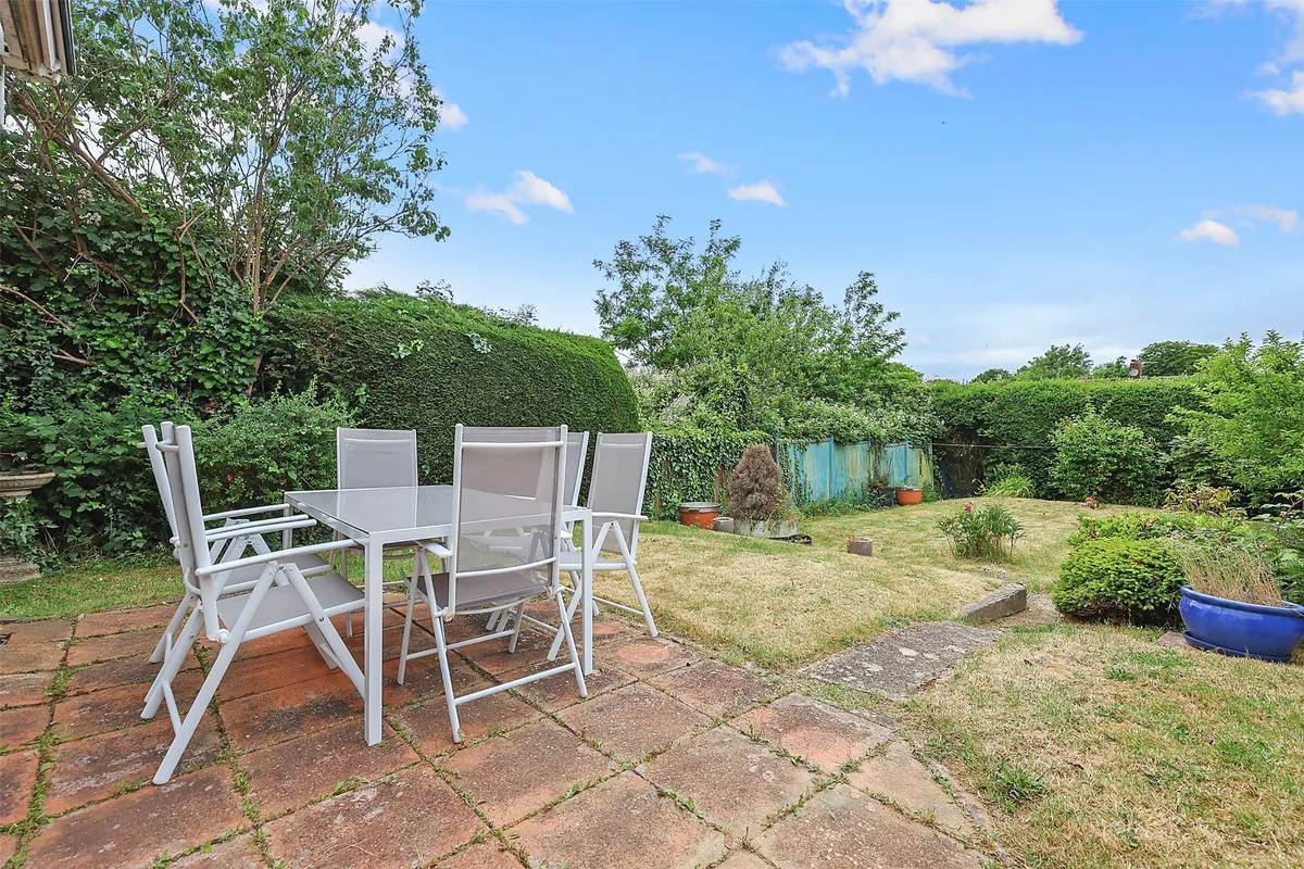 Dovers Green Road, Reigate, Surrey, RH2