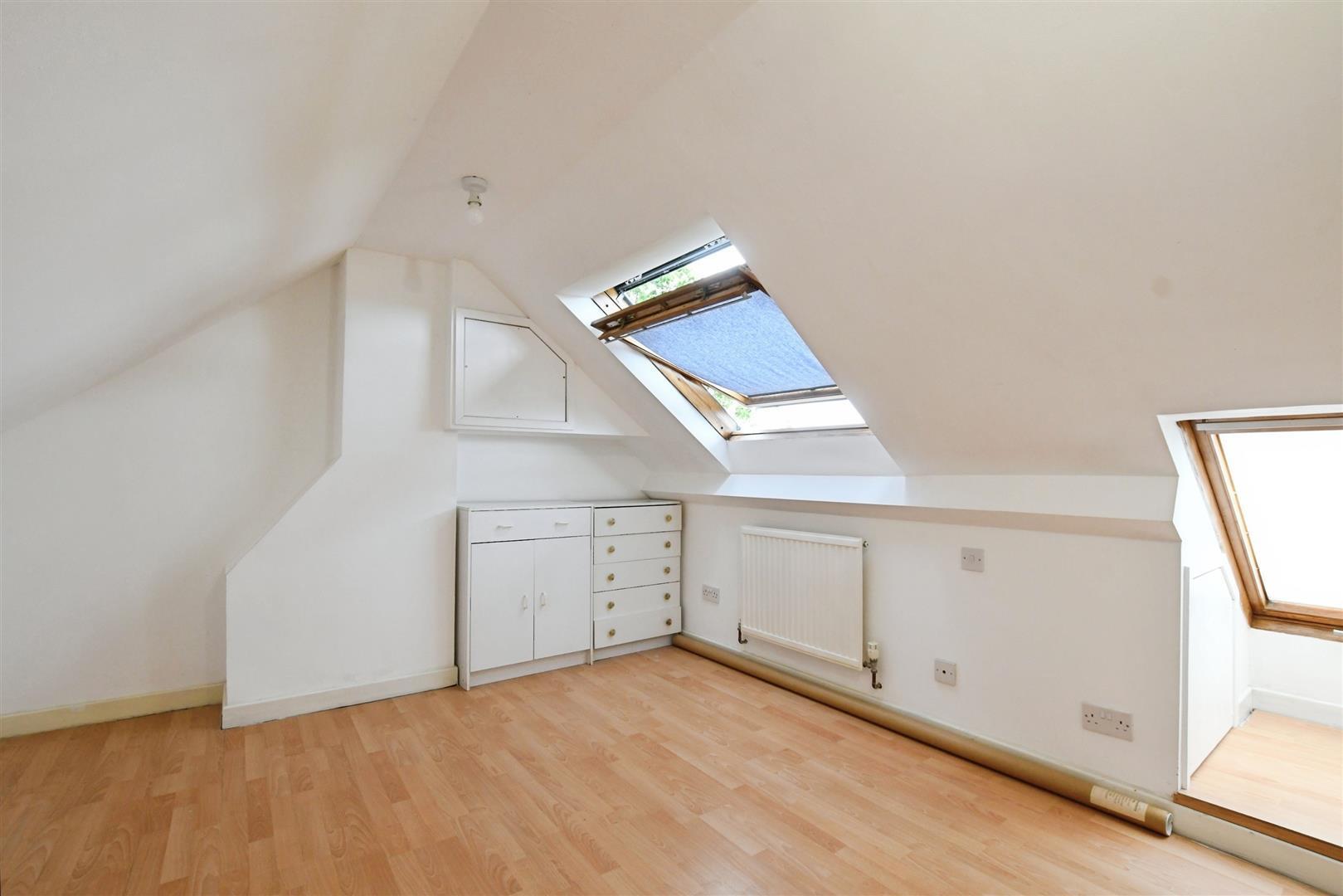 Tarran Avenue, Hull Image 16