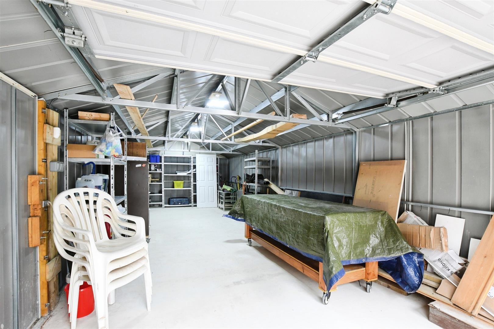 Tarran Avenue, Hull Image 20