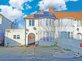 Hampshire Avenue, SLOUGH photo