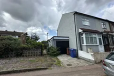 Mill Lane, Grays