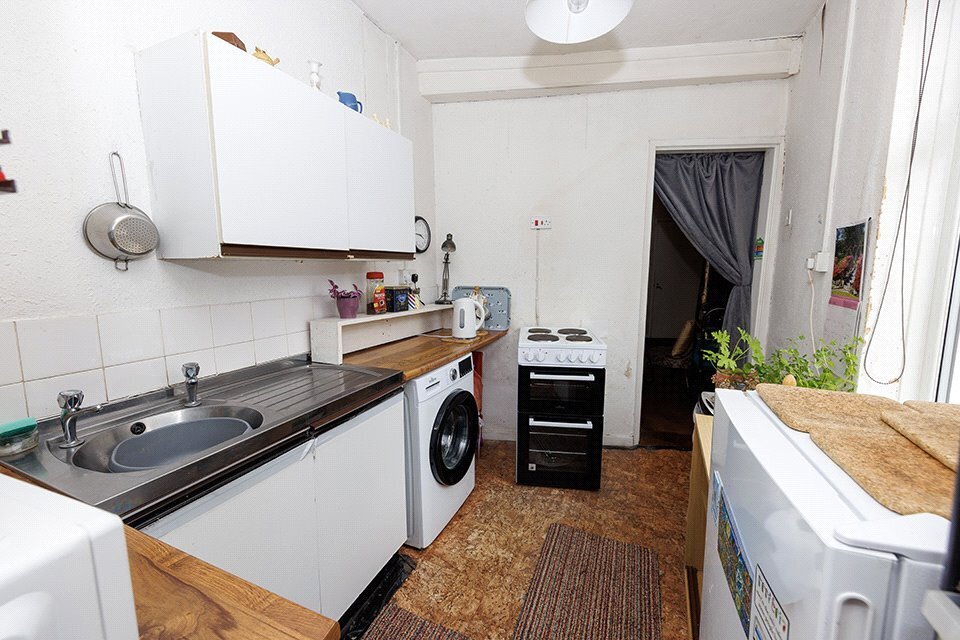 Farm Road, Oldbury, West Midlands, B68 Image 7