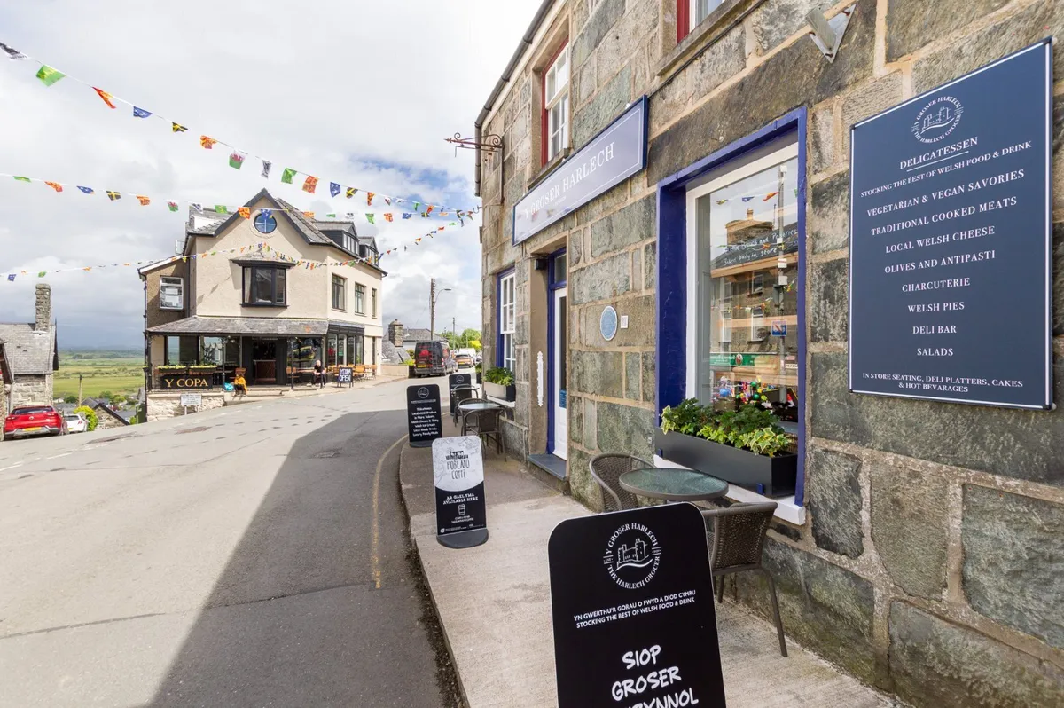 Cambrian House, High Street, Harlech, Gwynedd, LL46