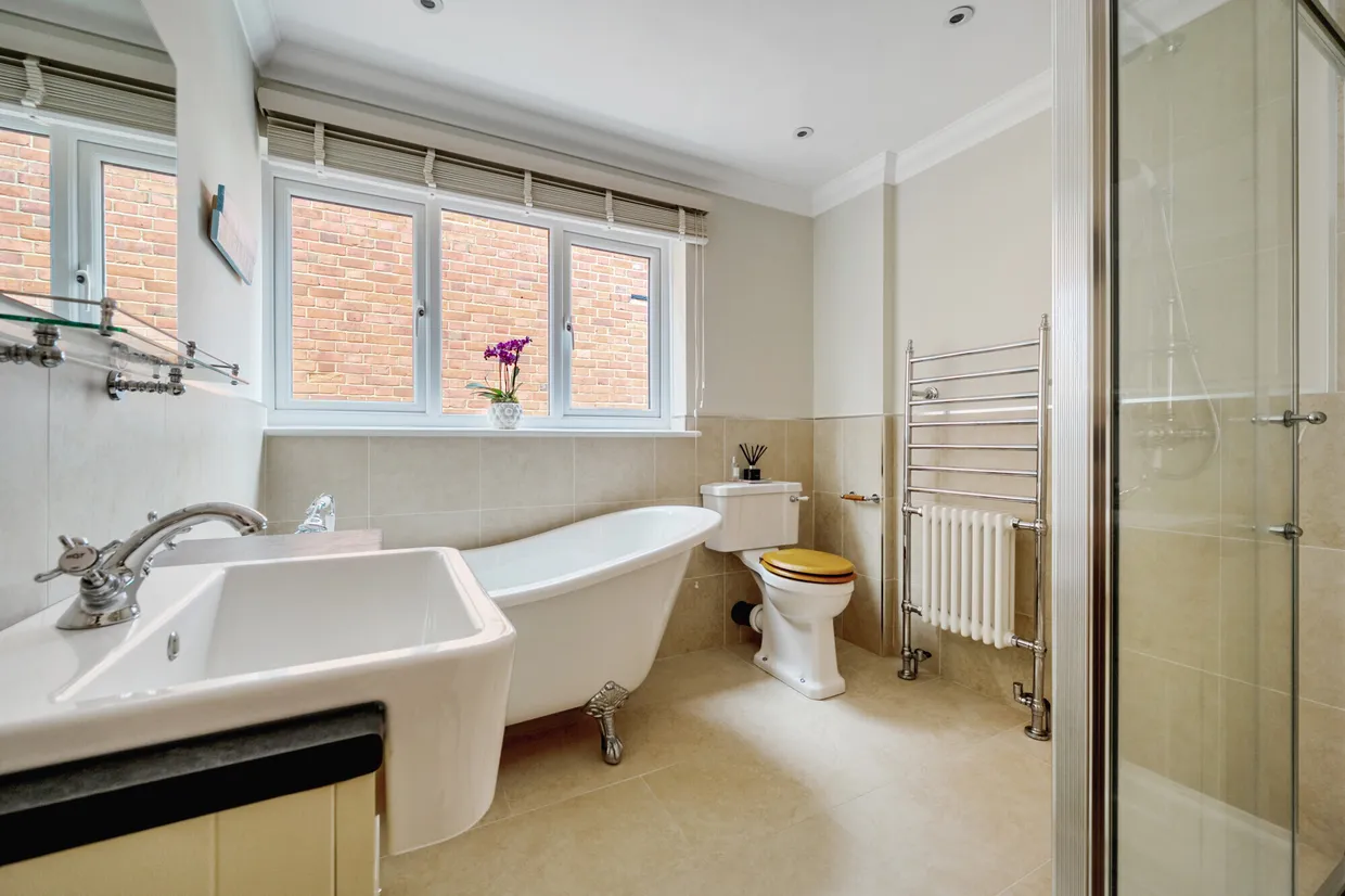 College Glen, Maidenhead, SL6 photo 9