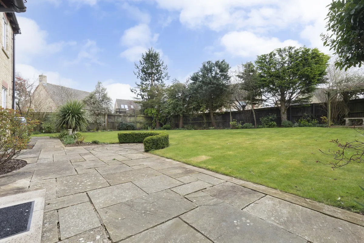Smith Barry Road, Upper Rissington, Cheltenham, Gloucestershire, GL54