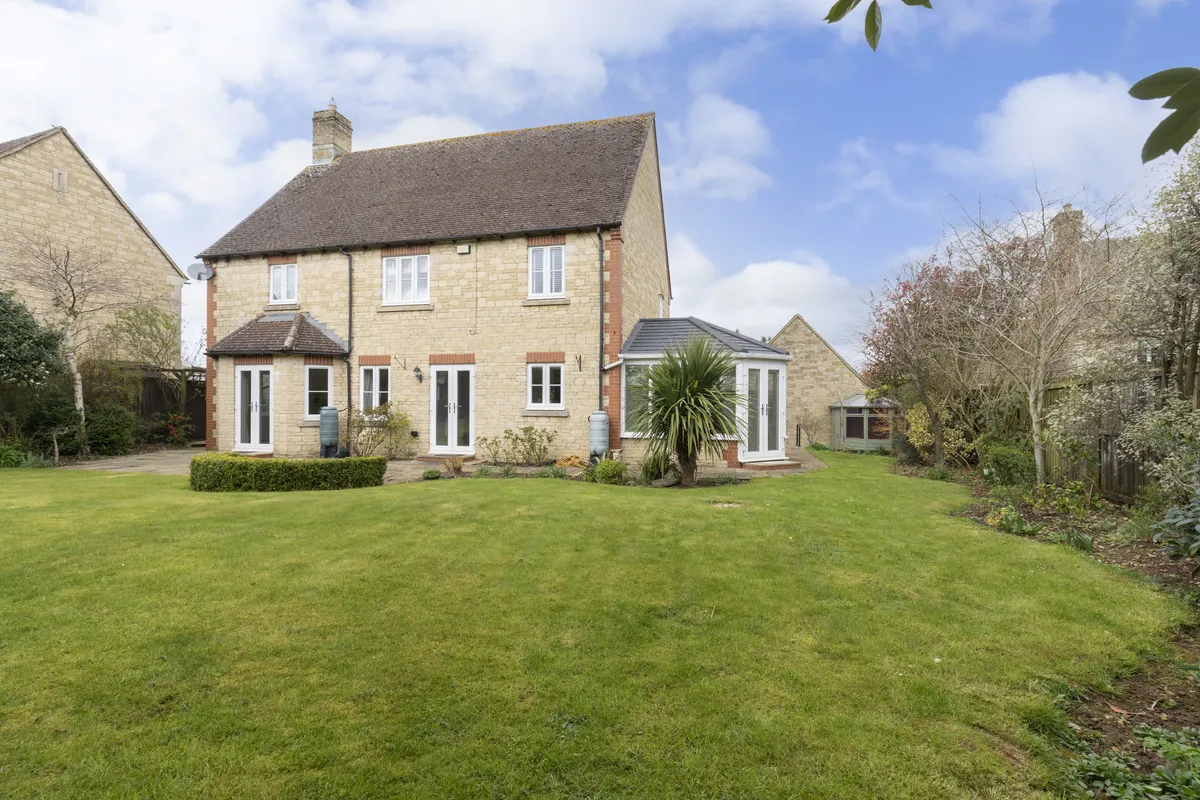 Smith Barry Road, Upper Rissington, Cheltenham, Gloucestershire, GL54