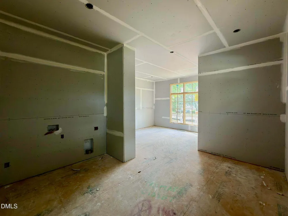 7136 N Ridge Dr, Raleigh, NC 27615