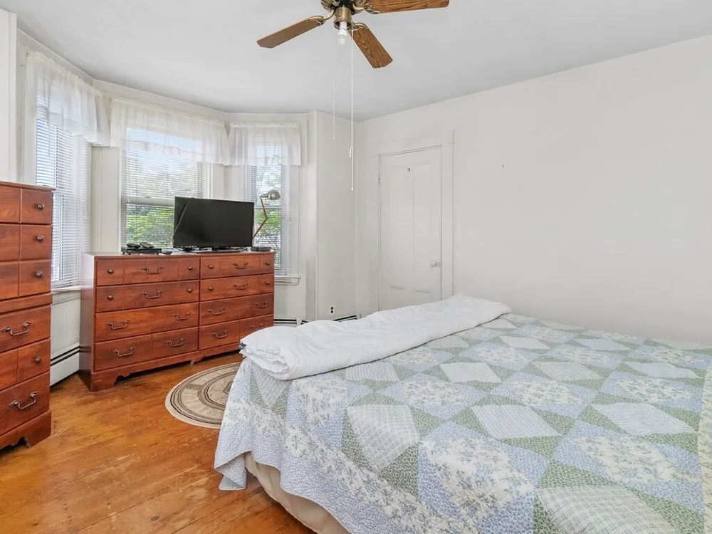 102-104 Harvard St, Waltham, MA 02453