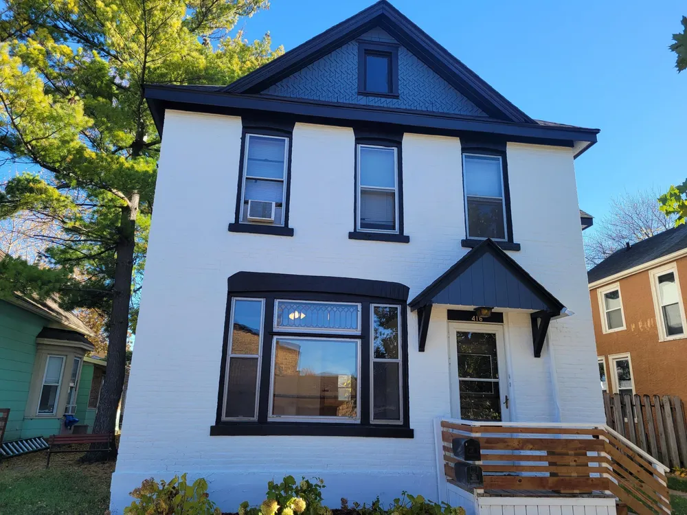 416 Daly St, St Paul, MN 55102-3532