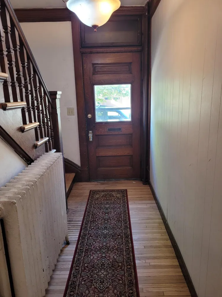 416 Daly St, St Paul, MN 55102-3532