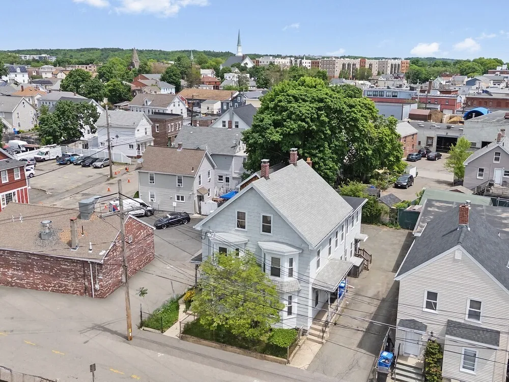 102-104 Harvard St, Waltham, MA 02453