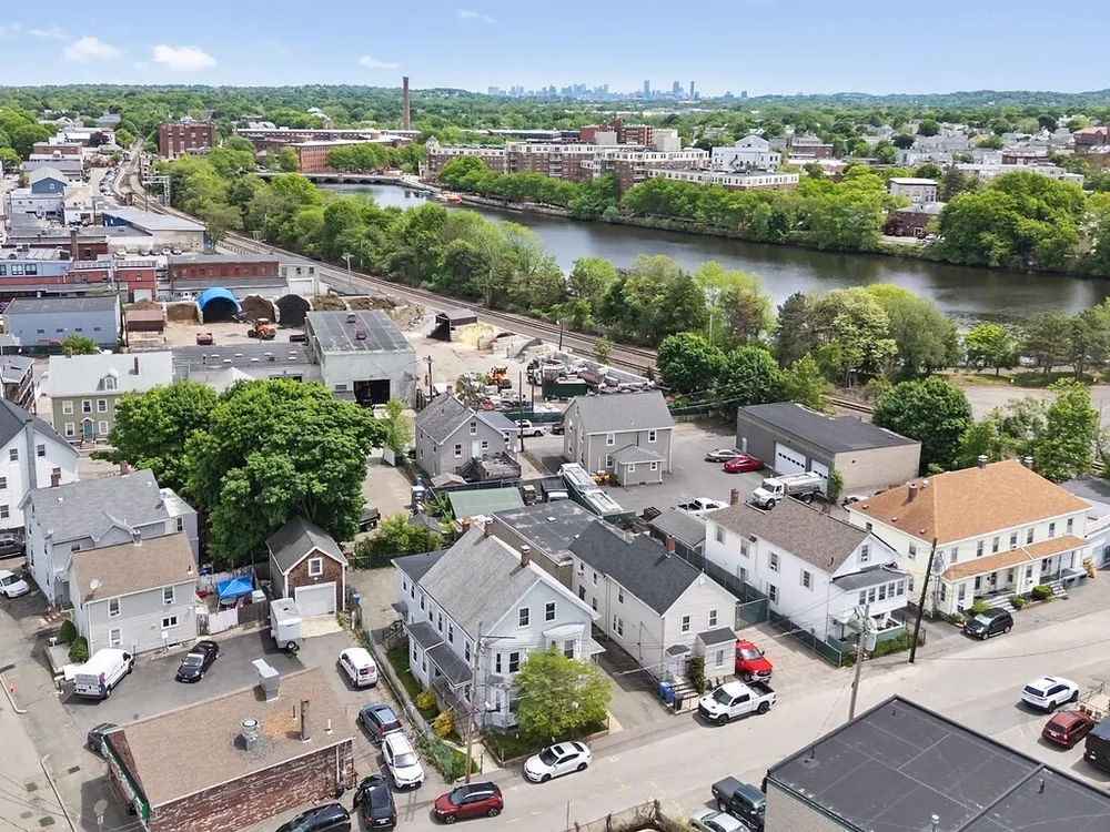 102-104 Harvard St, Waltham, MA 02453