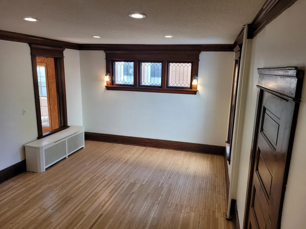 416 Daly St, St Paul, MN 55102-3532