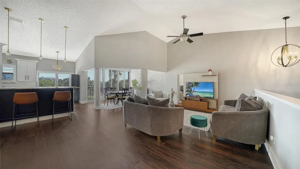5260 Heron Way, Sarasota, FL 34231