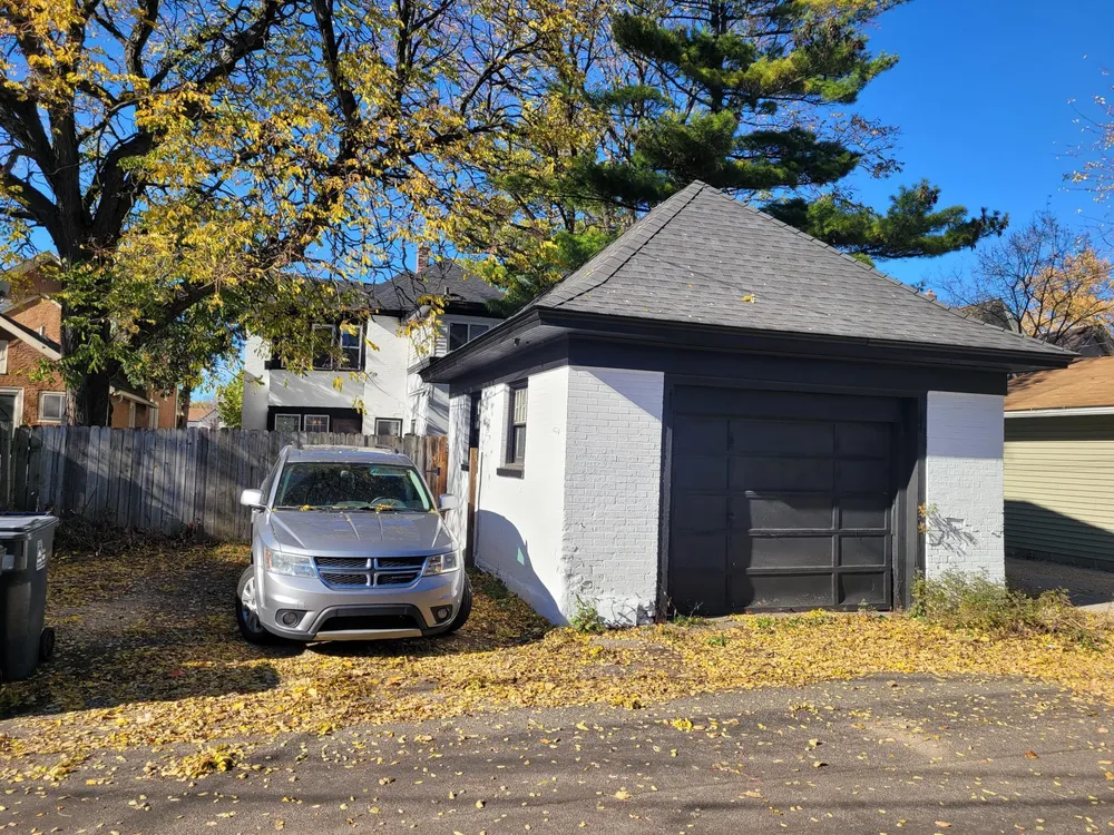 416 Daly St, St Paul, MN 55102-3532