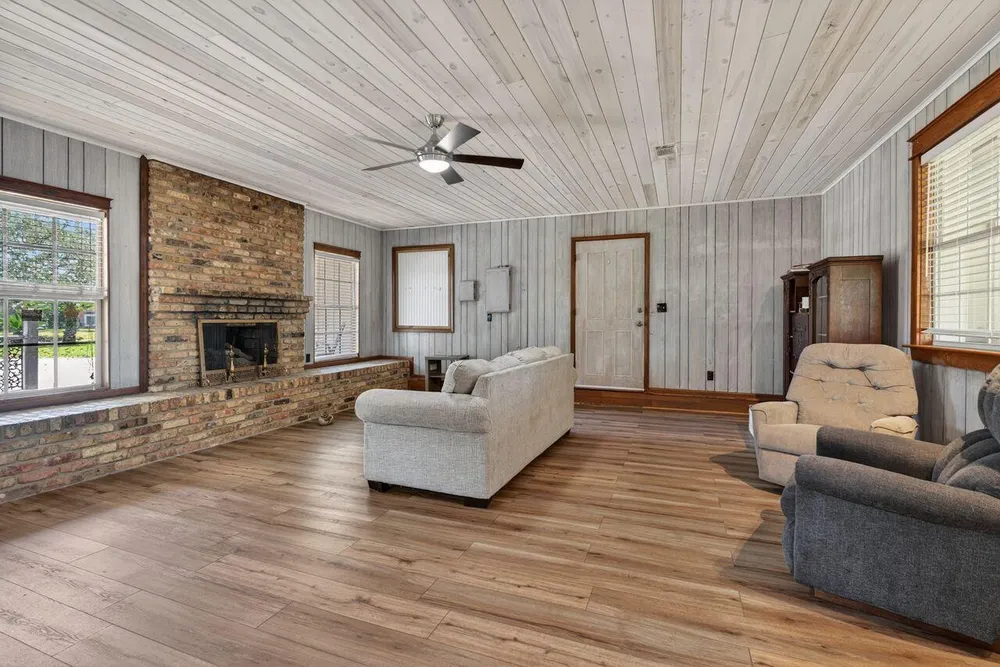 112 Berger Pl NE, Fort Walton Beach, FL 32548