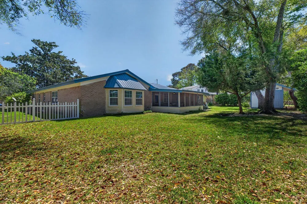112 Berger Pl NE, Fort Walton Beach, FL 32548