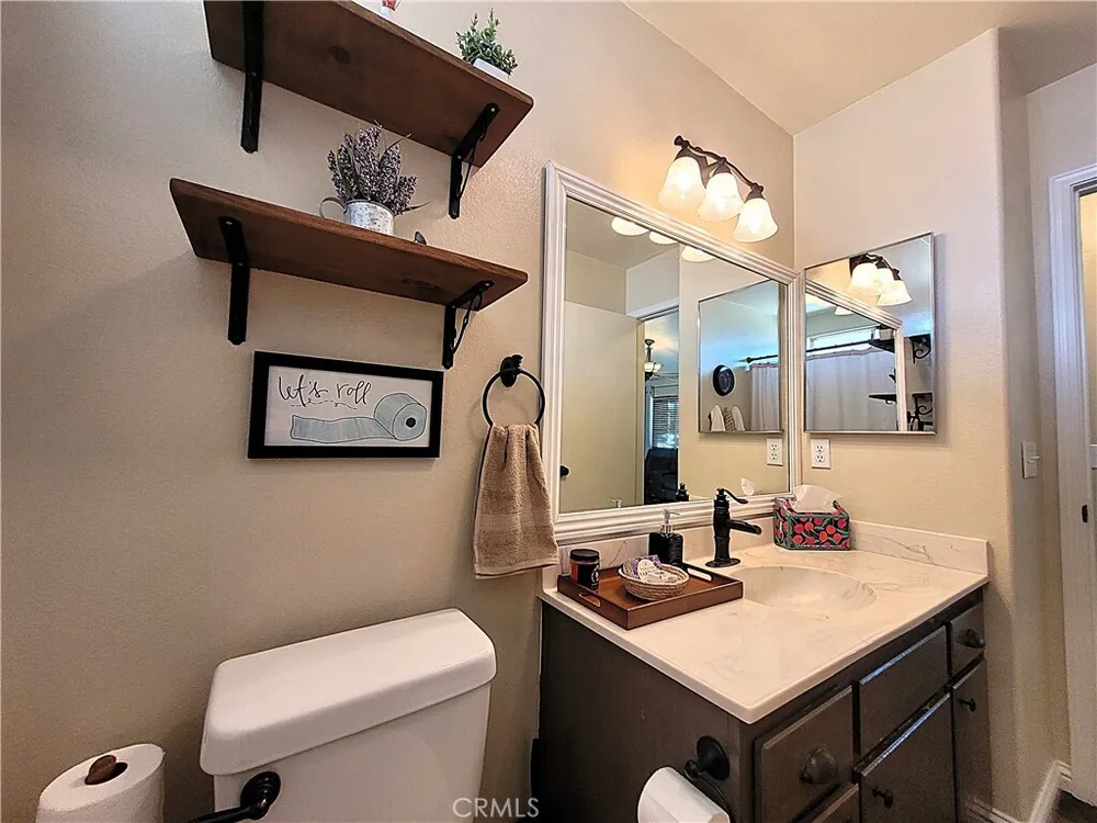 16649 Pauhaska Ct, Apple Valley, CA 92307