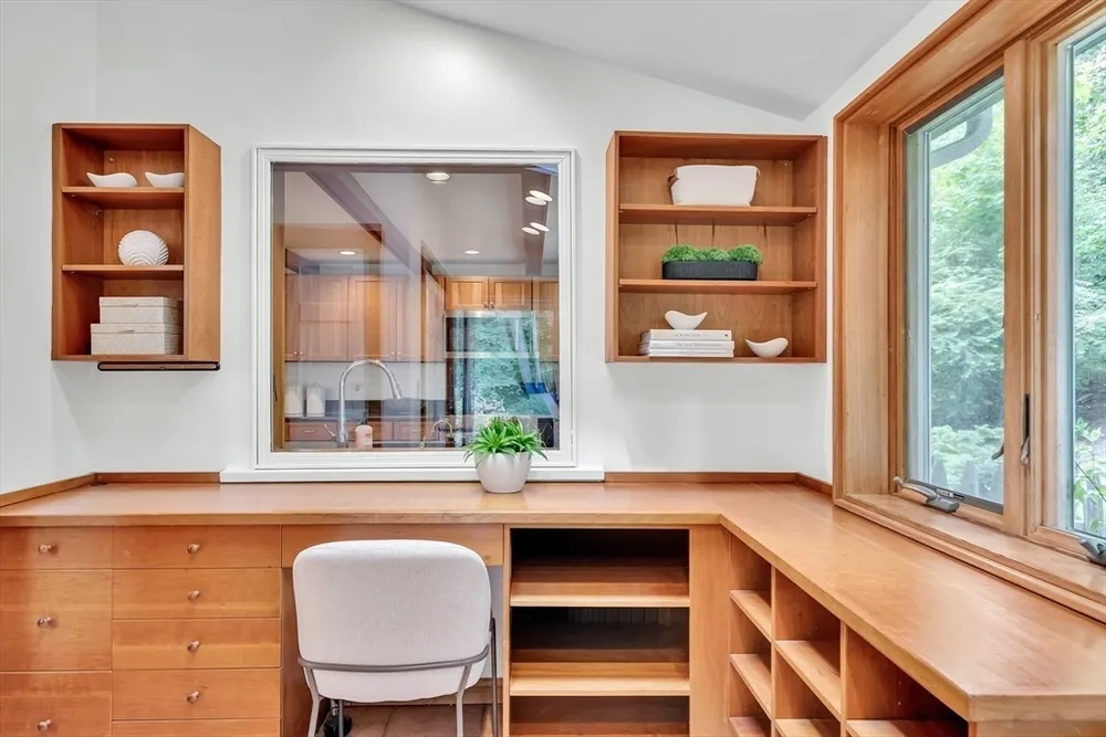 1333 Great Plain Ave, Needham, MA 02492