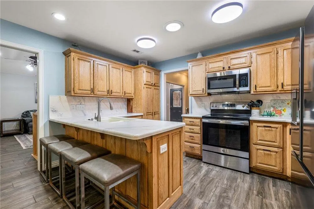 91 Granshire Dr, Bella Vista, AR 72714