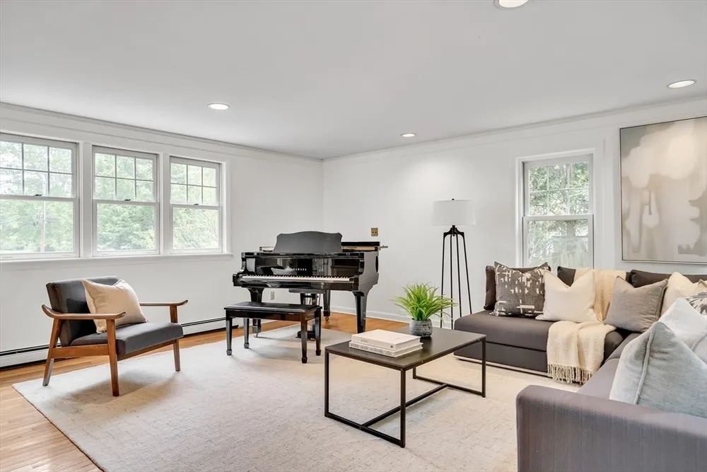 1333 Great Plain Ave, Needham, MA 02492