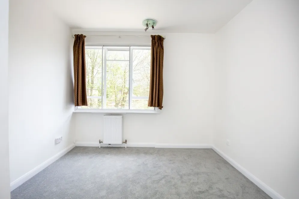 Willesden Lane London NW6 photo 6