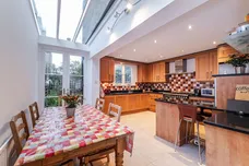 Forthbridge Road London SW11 photo 5