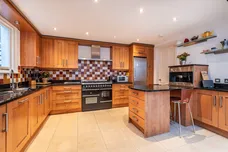 Forthbridge Road London SW11 photo 6