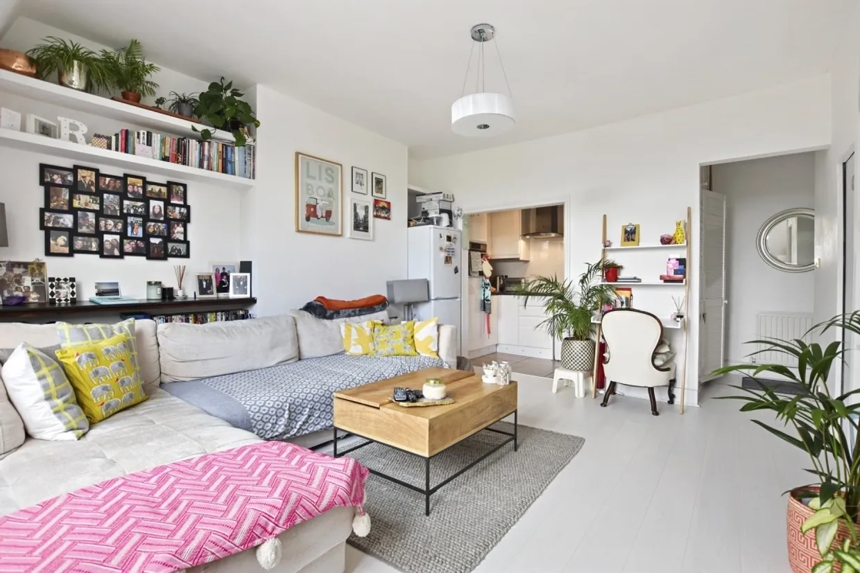 Lymington Road London NW6 photo 6