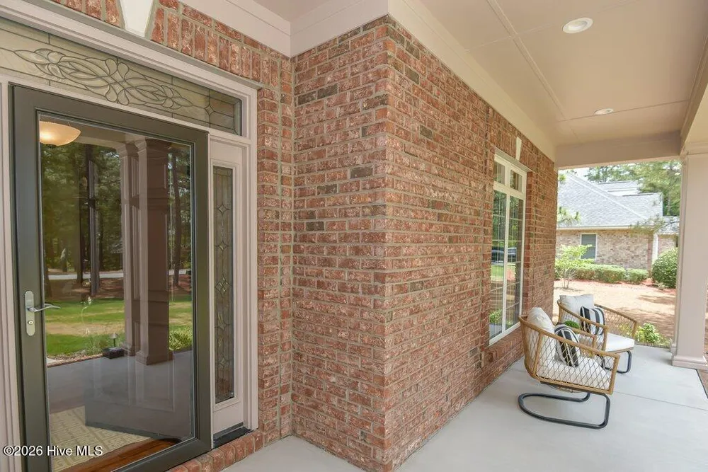 66 Glasgow Dr, Pinehurst, NC 28374