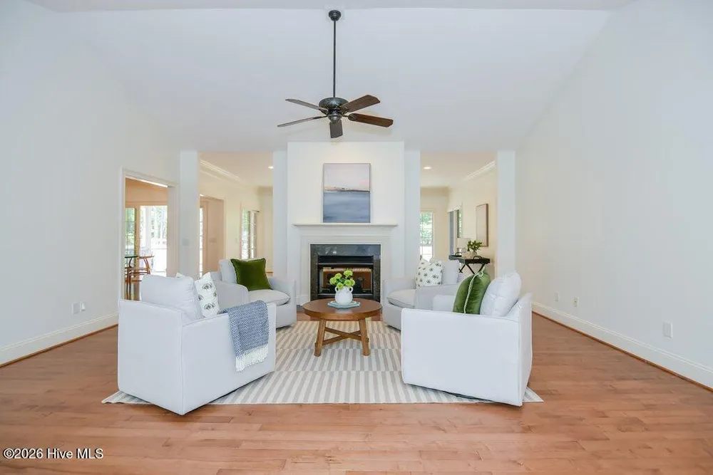66 Glasgow Dr, Pinehurst, NC 28374