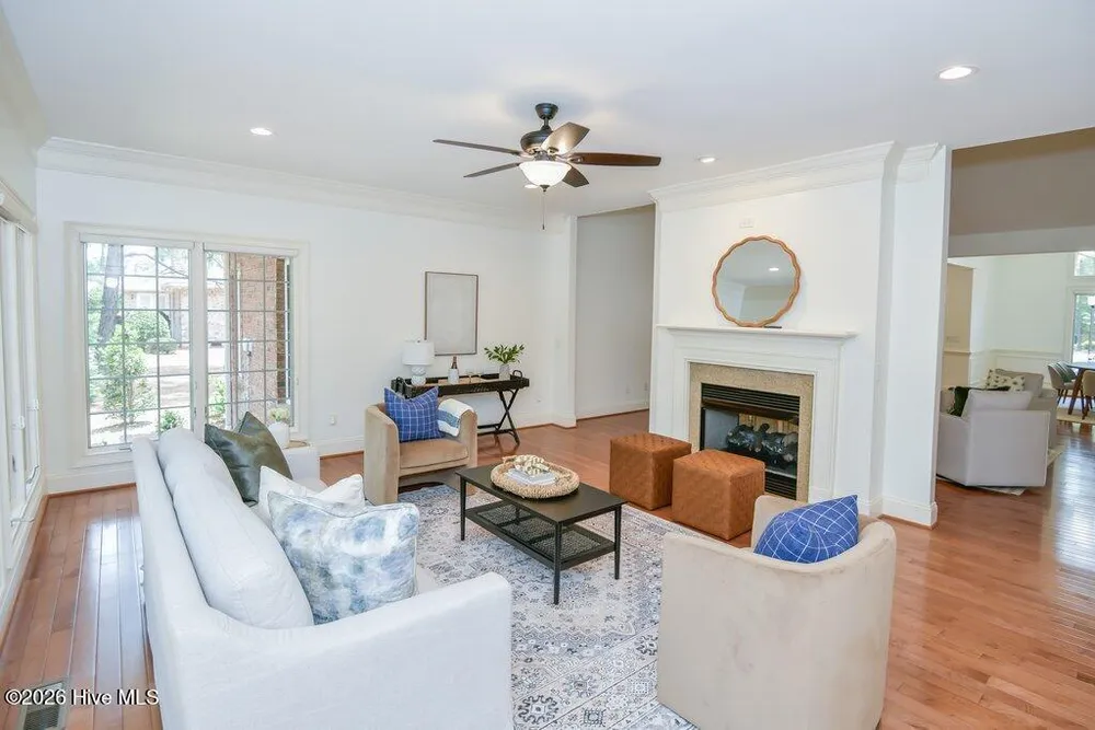 66 Glasgow Dr, Pinehurst, NC 28374