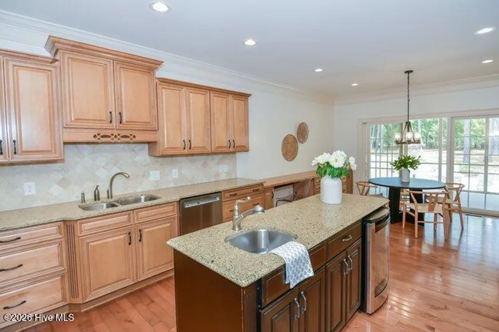 66 Glasgow Dr, Pinehurst, NC 28374