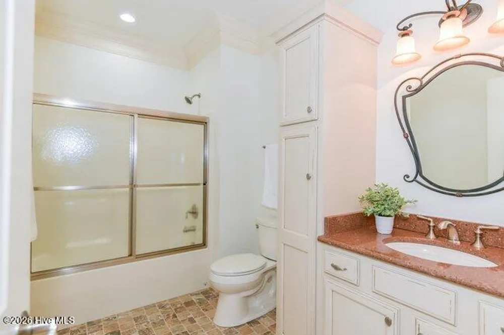 66 Glasgow Dr, Pinehurst, NC 28374