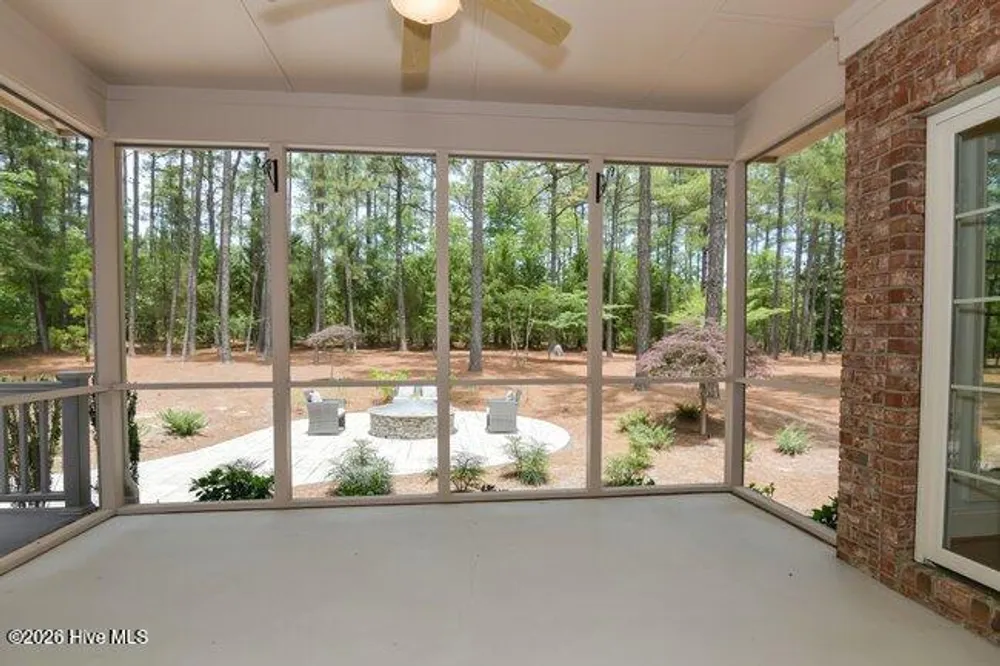 66 Glasgow Dr, Pinehurst, NC 28374
