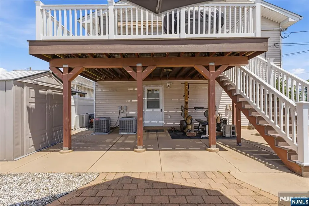 88 Avenue A, Lodi, NJ 07644