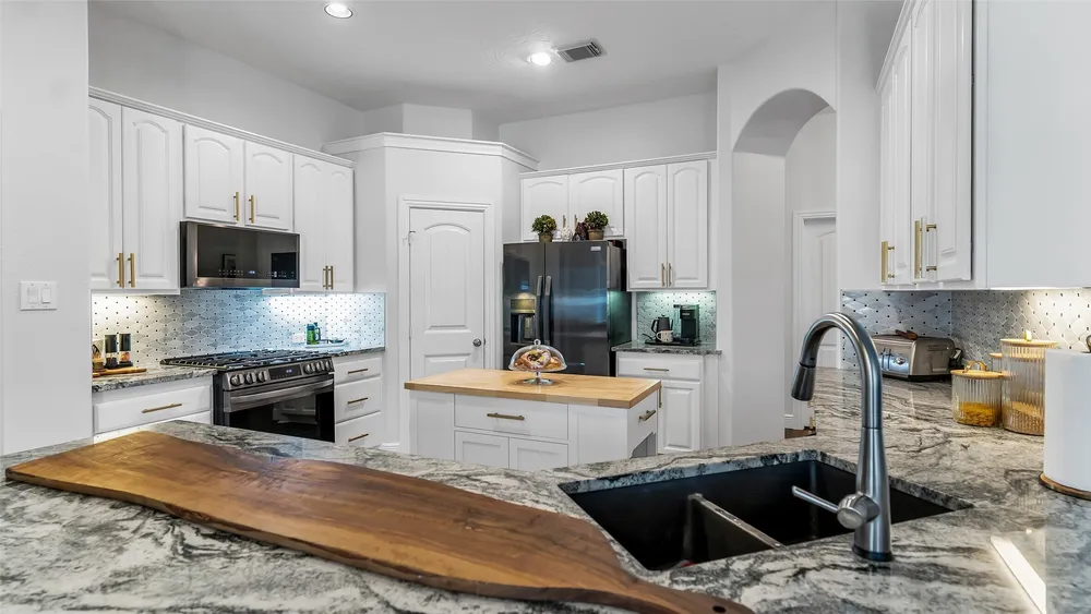 19010 Santa Elena Canyon Ct, Spring, TX 77388