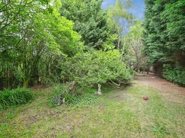 Glenfield Close, Outwell, WISBECH thumb 2