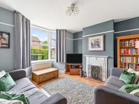 Horley Road, Redhill thumb 2
